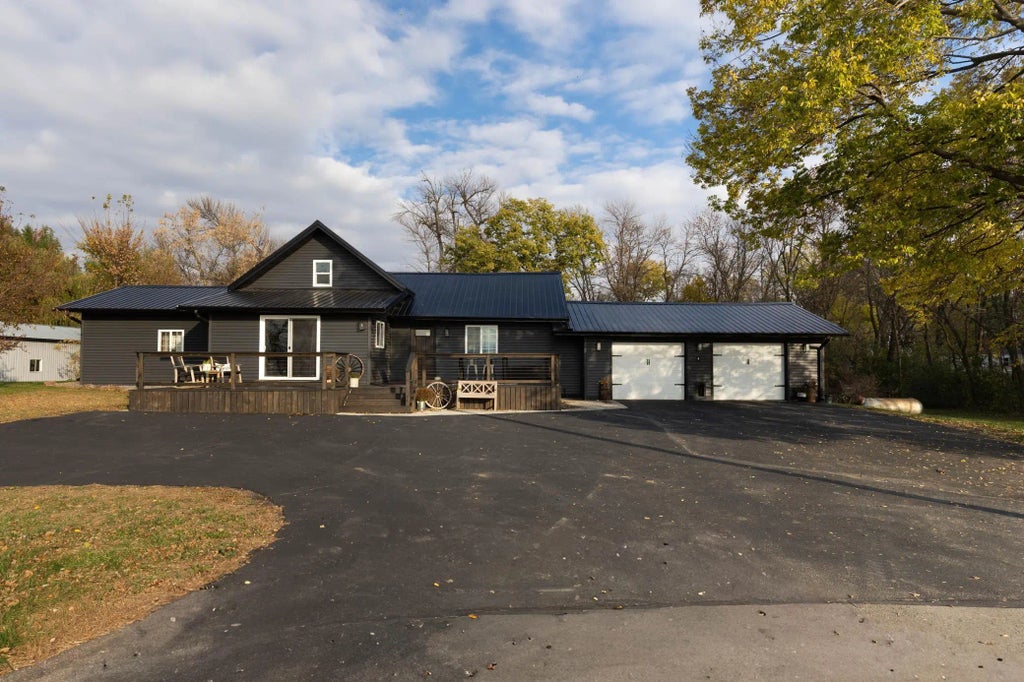 16121 County Road 4 Se, Lake Lillian