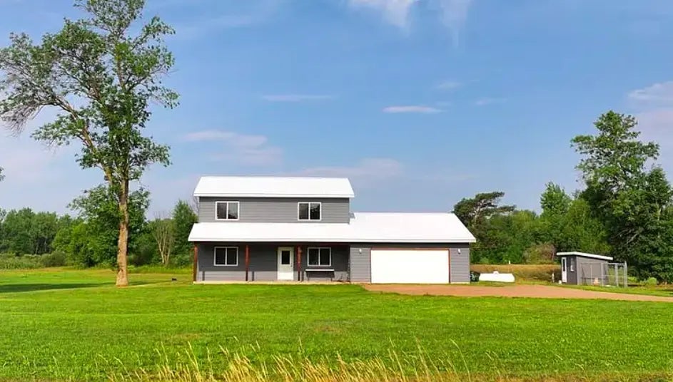 1415 Cable Street, Ogilvie