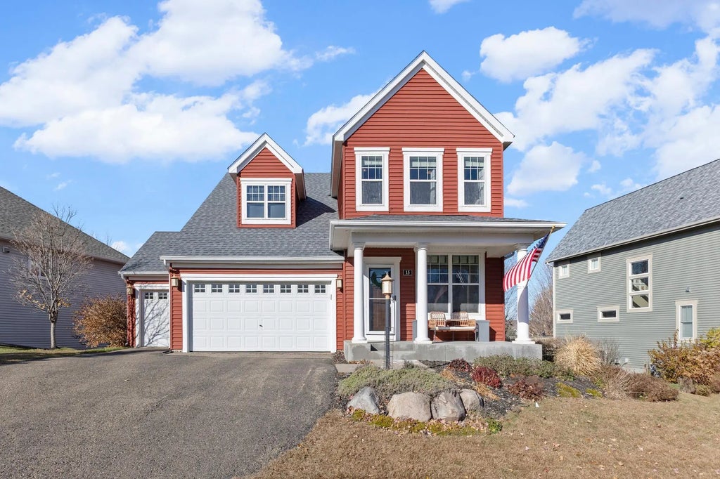 15 Prosperity Way, Hudson