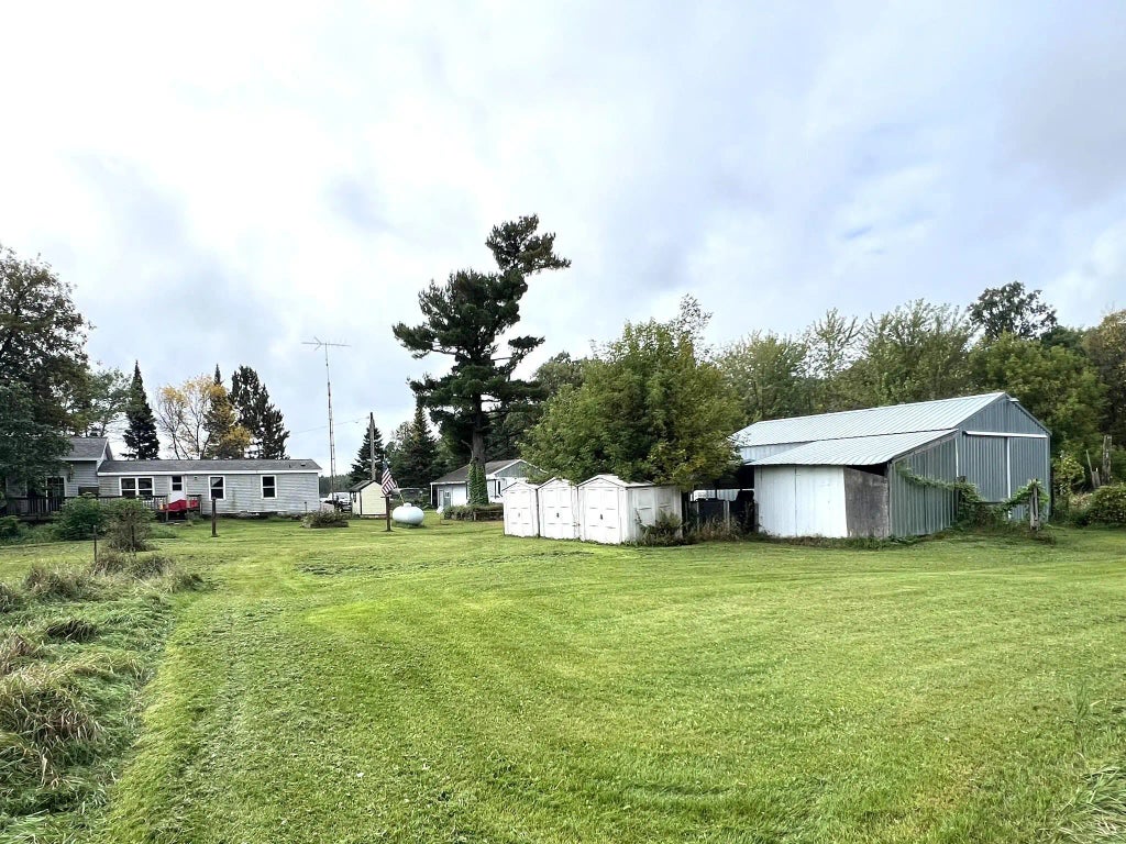 10038 County Road 8, Brainerd