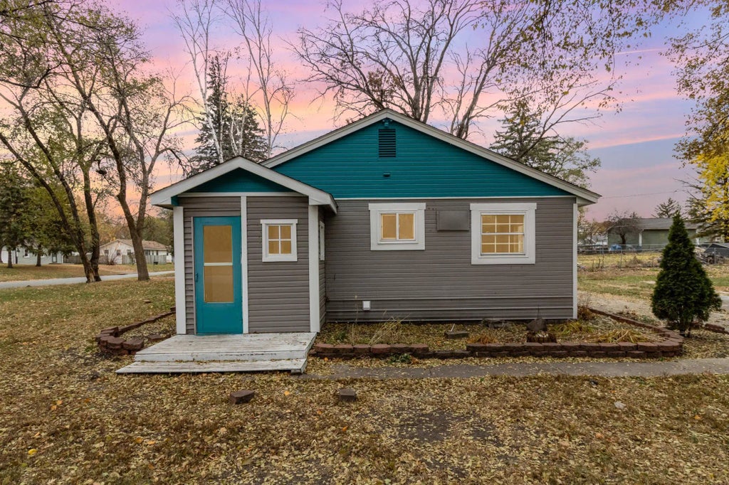 11044 5th Street Ne, Blaine