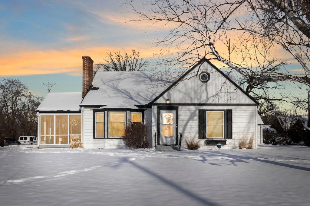 5424 51st Avenue N, Crystal