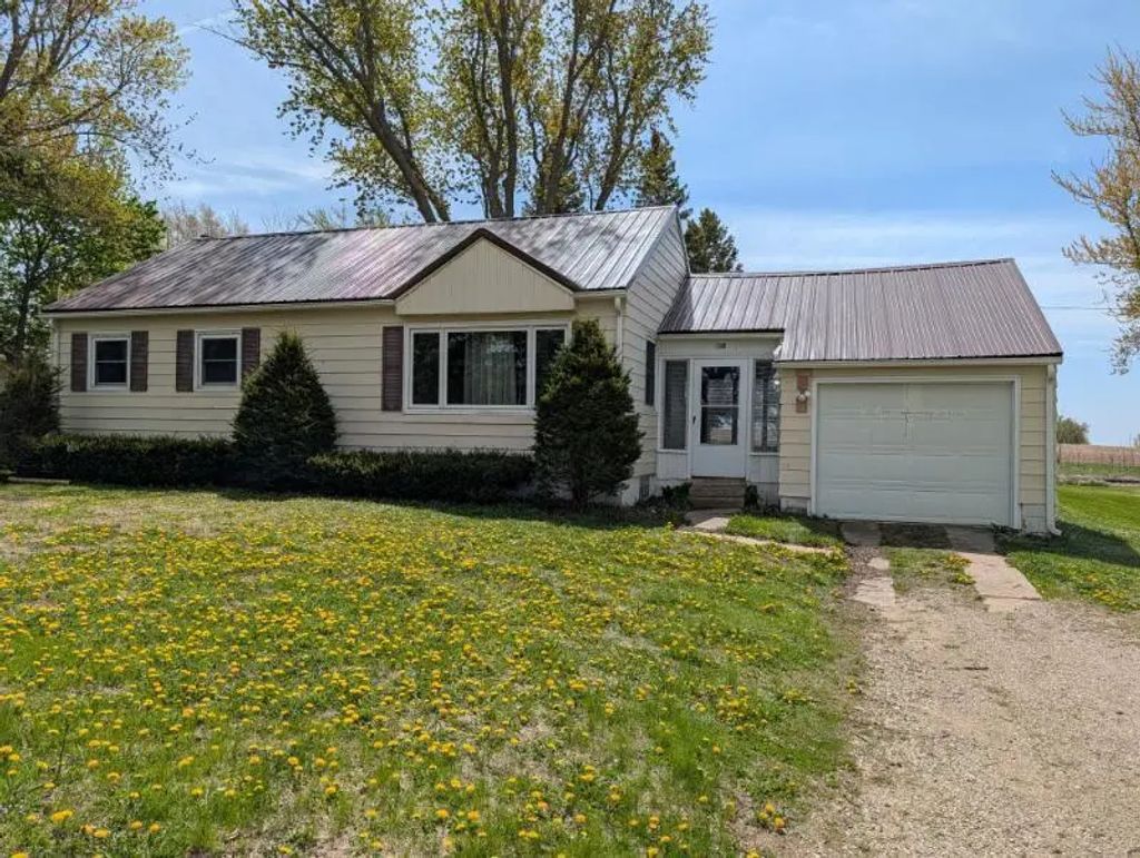 908 W State Street, Kiester