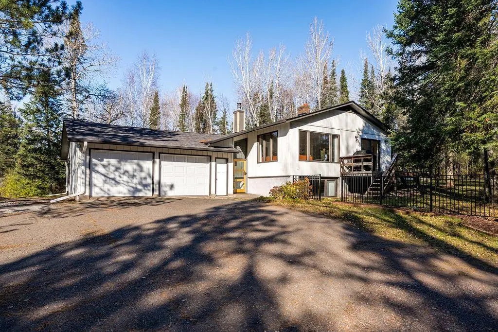 5211 Albert Olson Road, Duluth