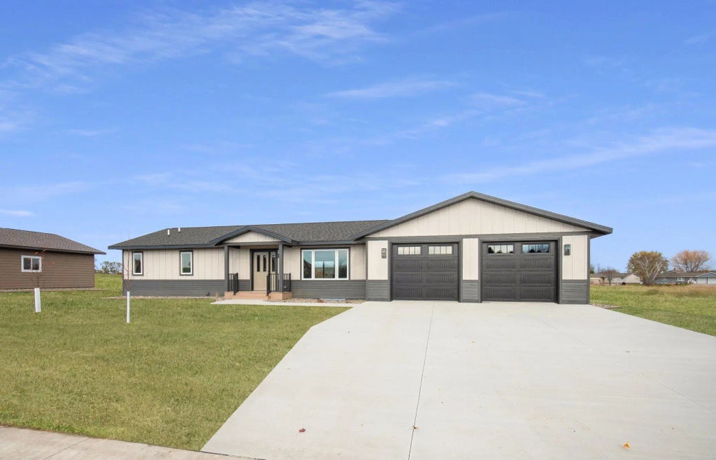 346 Halfaday Drive, Sauk Centre