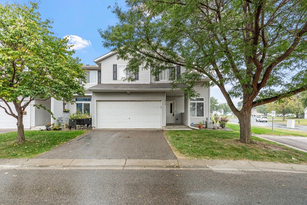 1954 Parkway Avenue, Shakopee