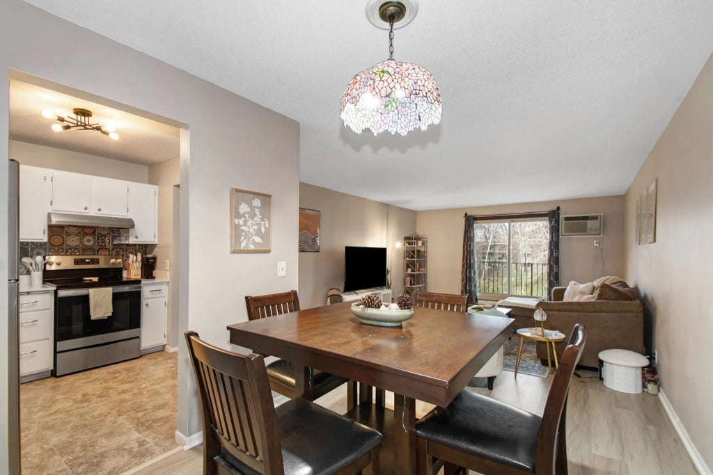 5627 Green Circle Drive 208, Hopkins