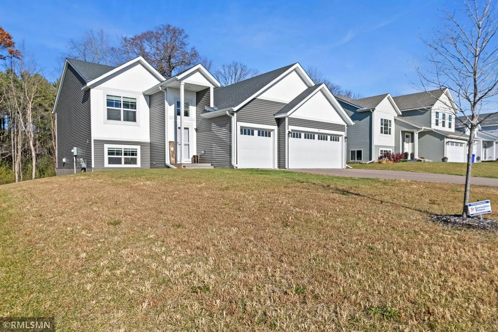 821 Sutherland Street, Somerset