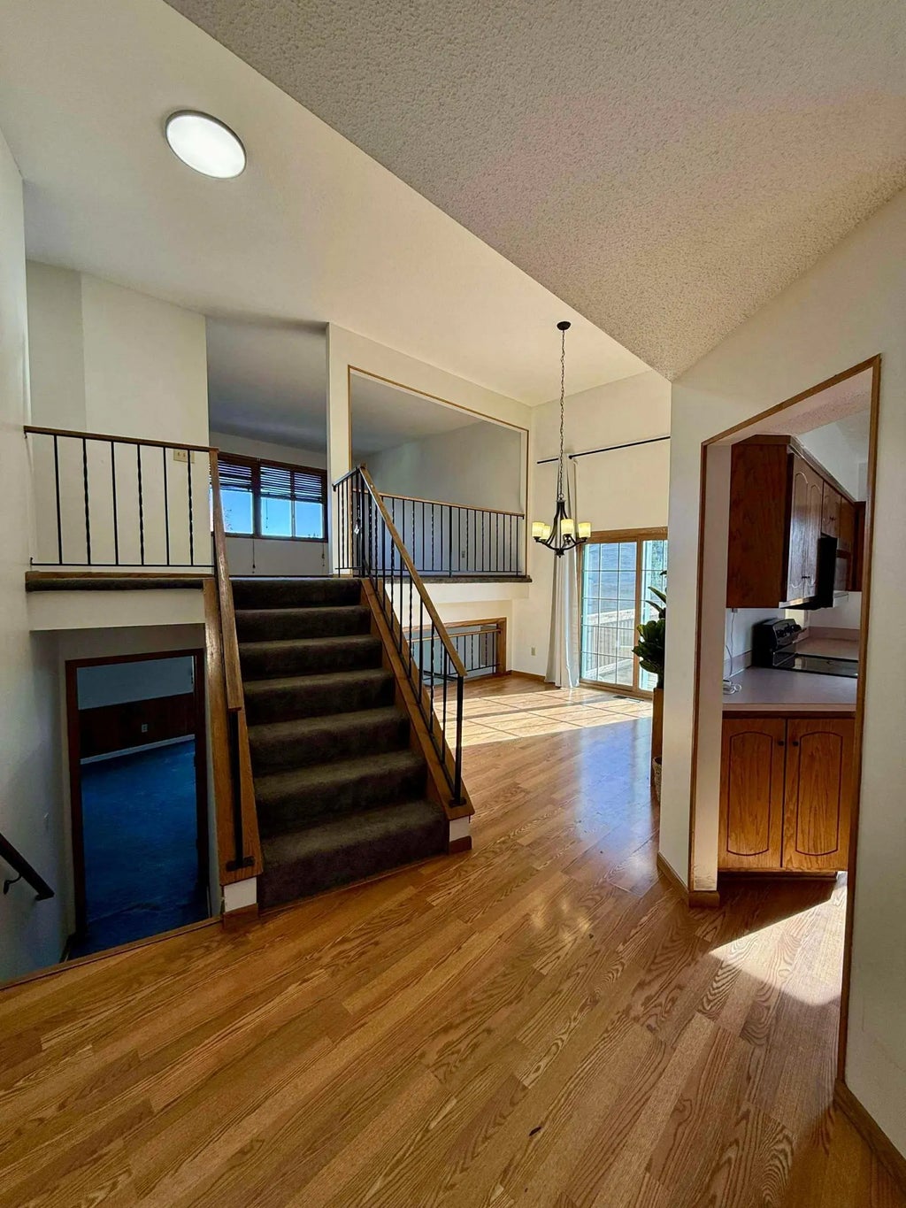 2249 Heath Avenue N, Oakdale