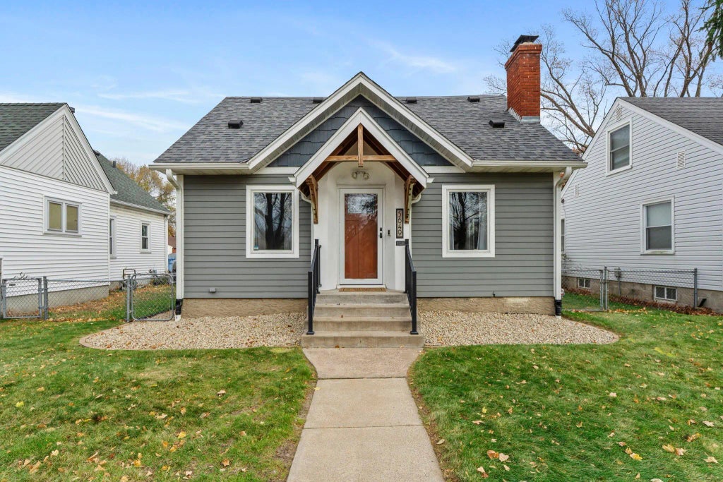 5649 43rd Avenue S, Minneapolis