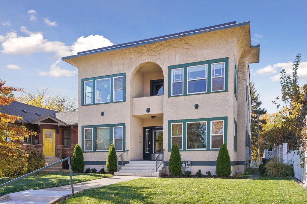 4104 Bryant Avenue S 202, Minneapolis