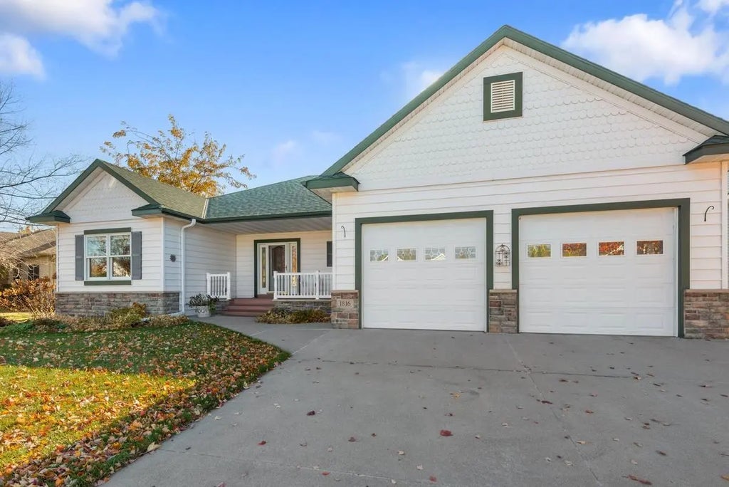 1816 10th Street Ne, Buffalo