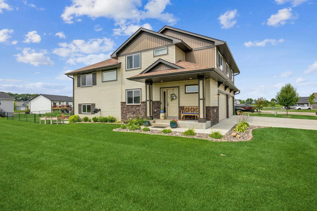 7880 Gunner Drive, Clear Lake