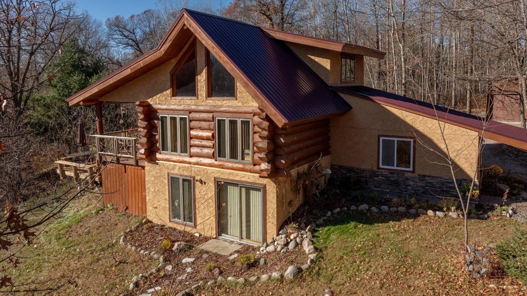 3895 Division Street W, Backus