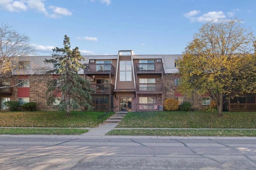 14620 Garrett Avenue 104, Apple Valley