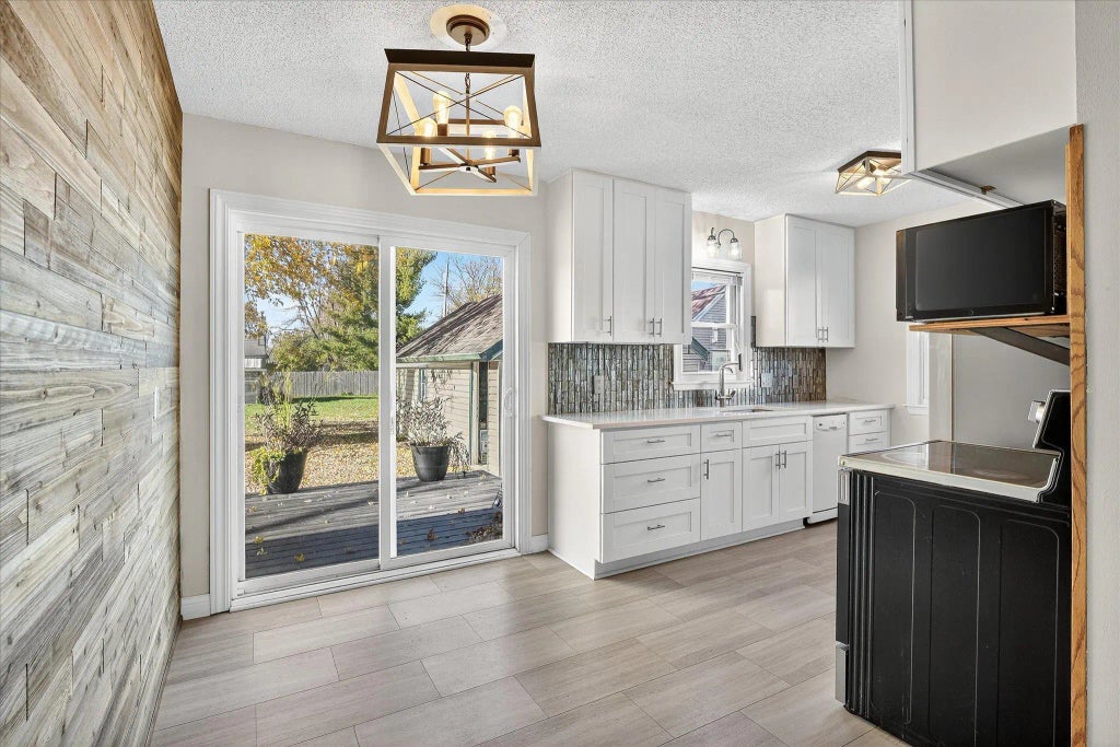 916 Linn Avenue Sw, Owatonna