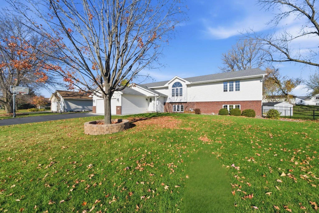 9100 Hampshire Avenue N, Brooklyn Park