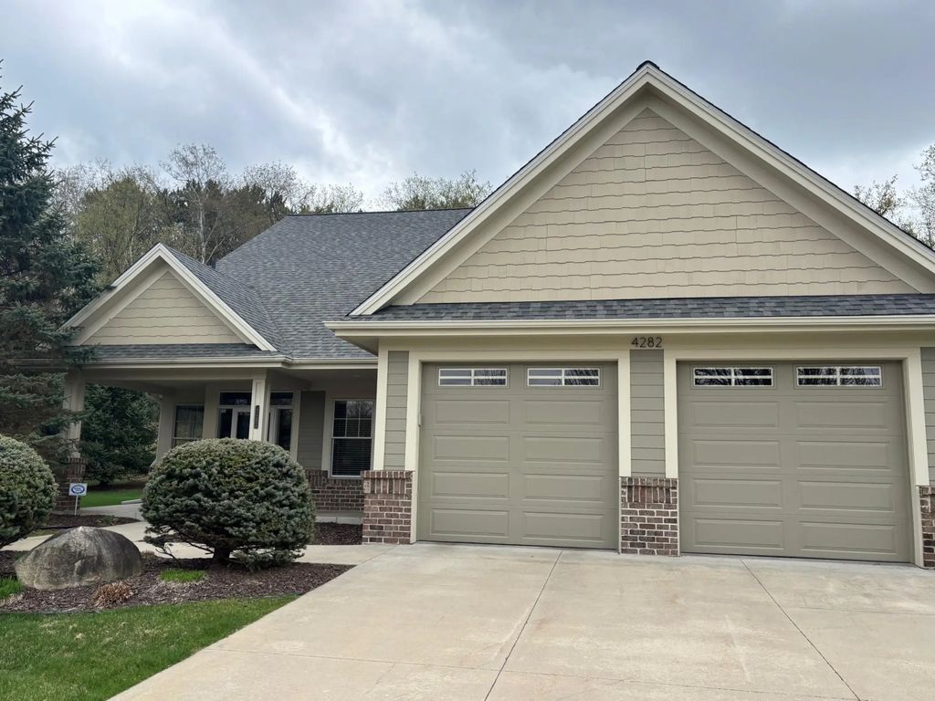 4282 Berkshire Road Sw, Rochester