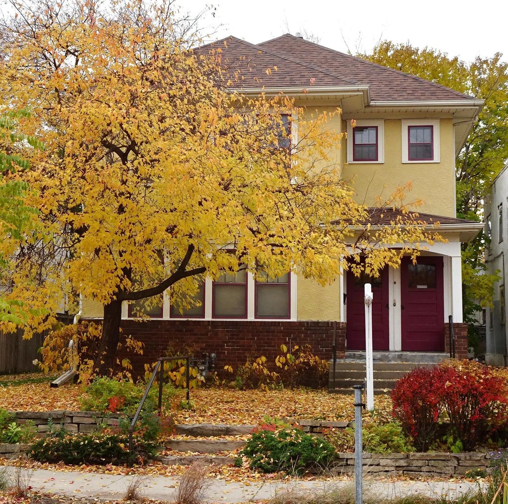 4536 Grand Avenue S, Minneapolis