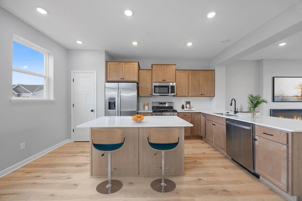 6742 Wildflower Way, Minnetrista