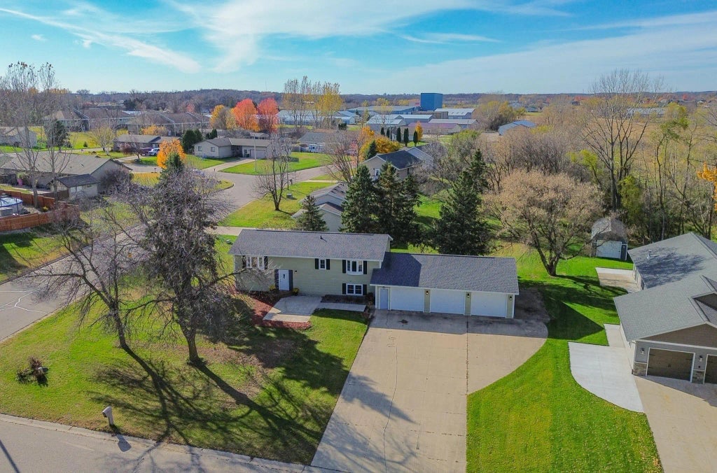 206 Pine Street Sw, New London