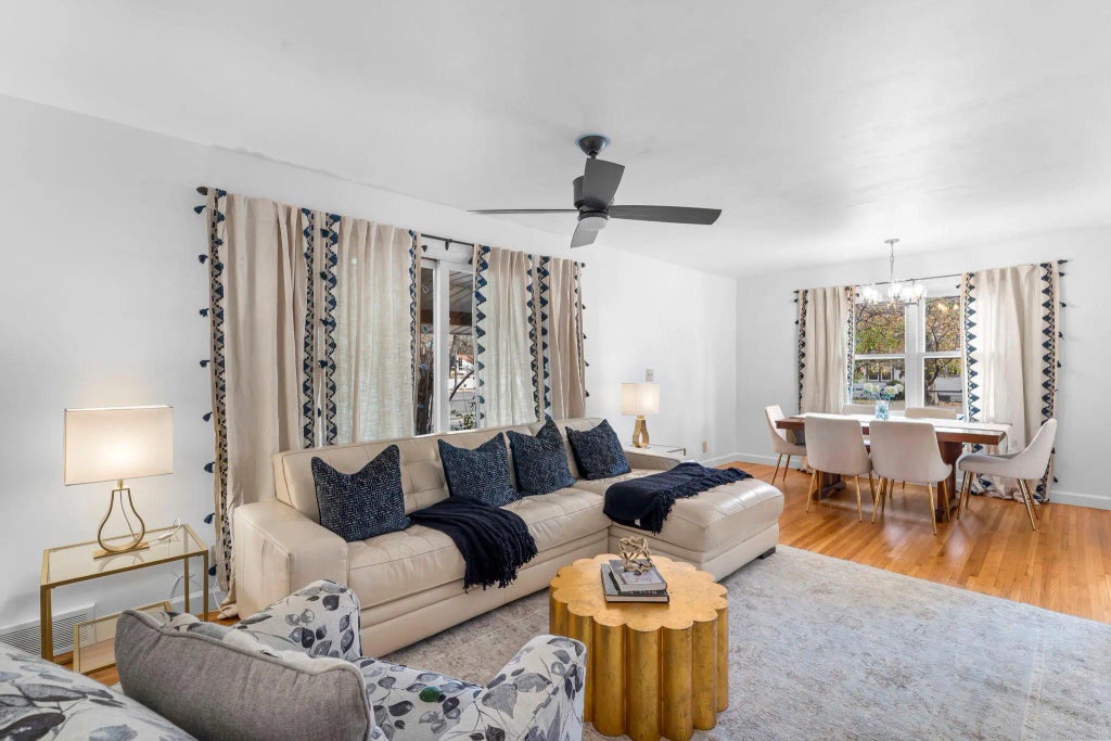 10524 Xerxes Avenue S, Bloomington