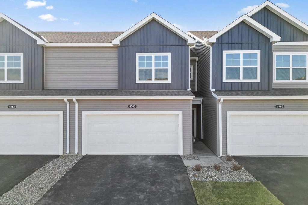 4763 Switchgrass Lane, Minnetrista