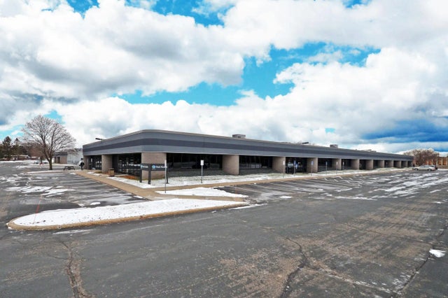 800 5th Street S, Hopkins