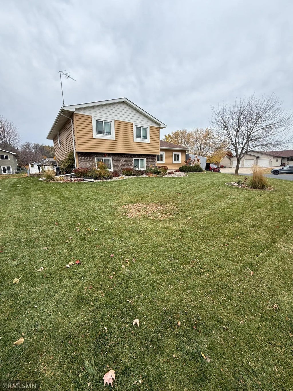 509 Devonshire Drive, Norwood Young America