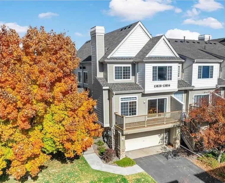 13828 52nd Avenue N, Plymouth