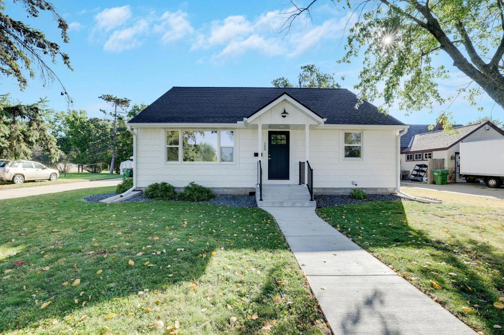 100 4th Avenue Se, Osseo