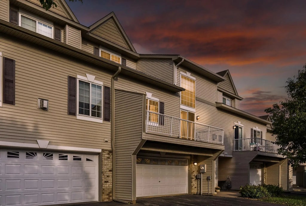 18318 Kerrville Trail 610, Lakeville