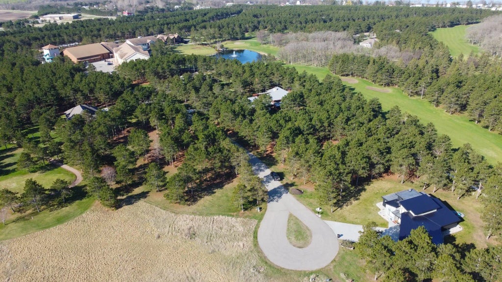 510 Thumper Lodge Road, Ottertail