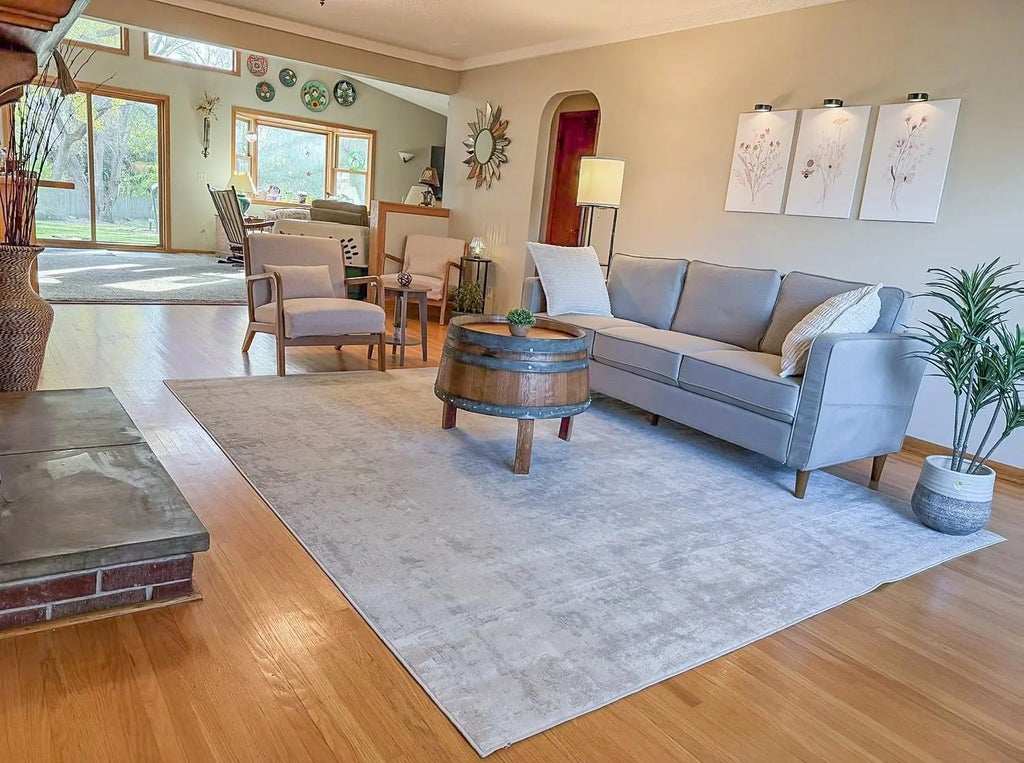 1340 69th Avenue Ne, Fridley