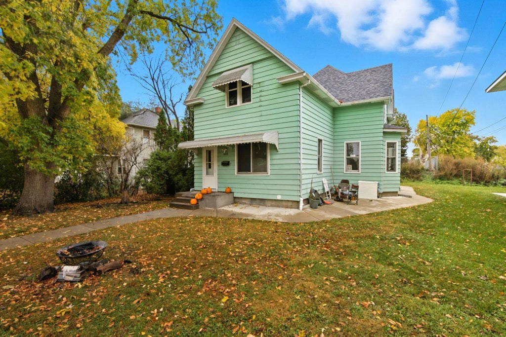 1210 6th Avenue S, Saint Cloud