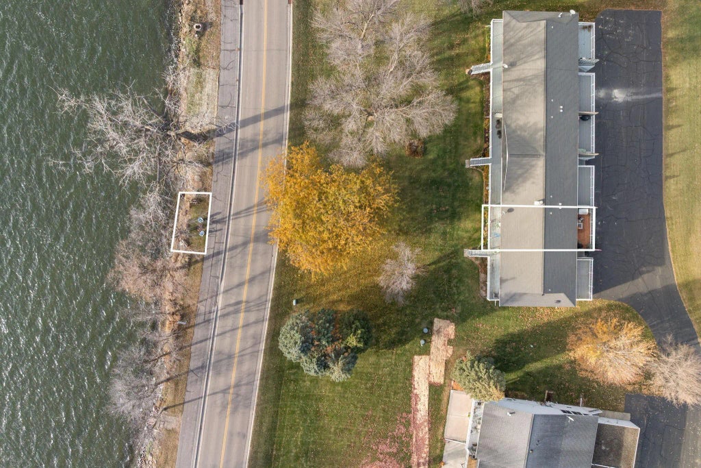 14743 Snake Trail, Waseca