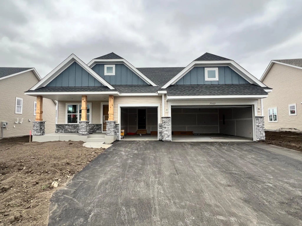 7509 Lotus Lane, Lino Lakes