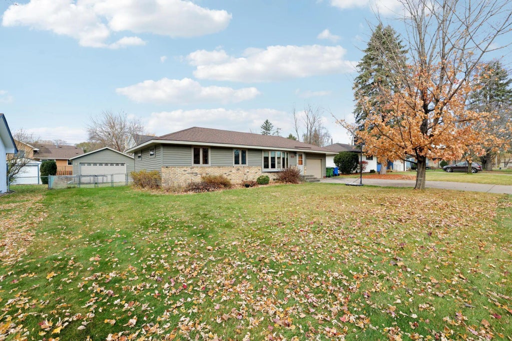 2300 Thorndale Avenue, New Brighton