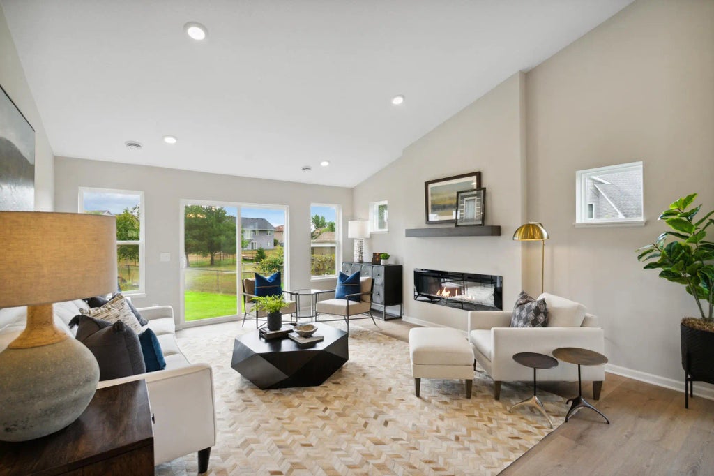 15500 Goodview Avenue N, Hugo