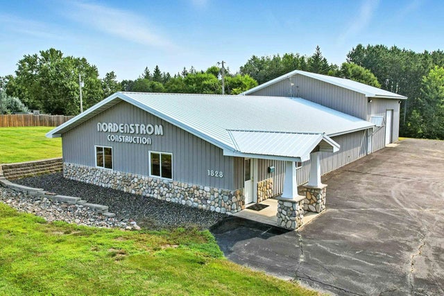 1828 Highway 65, Mora