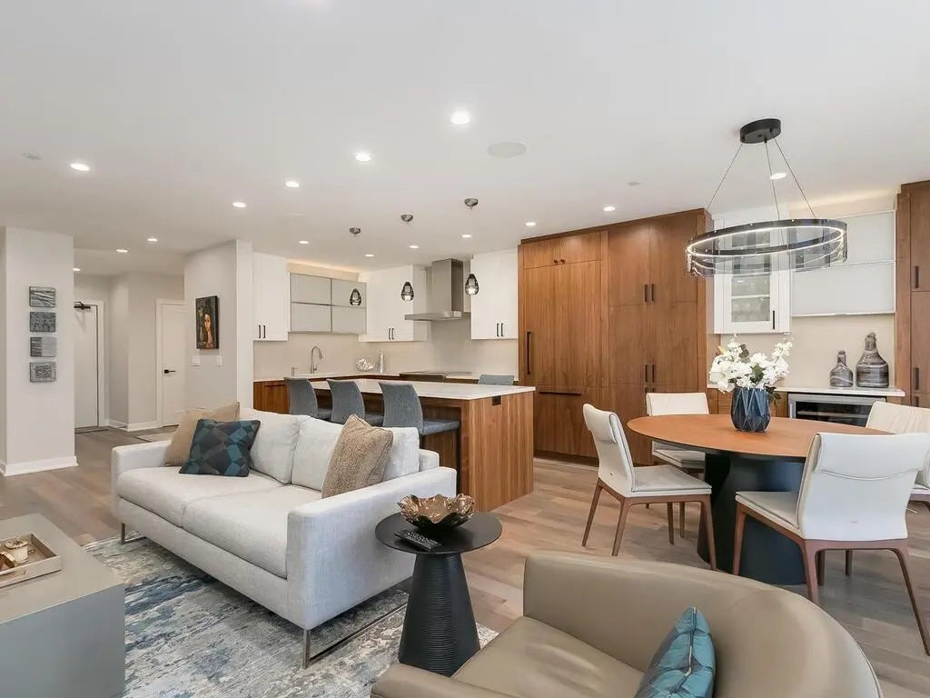 1201 Yale Place 1107, Minneapolis