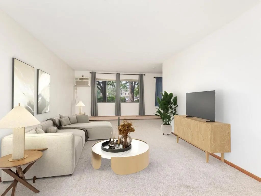 4101 Parklawn Avenue 130, Edina