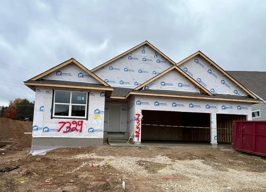 7329 Agate Trail, Inver Grove Heights