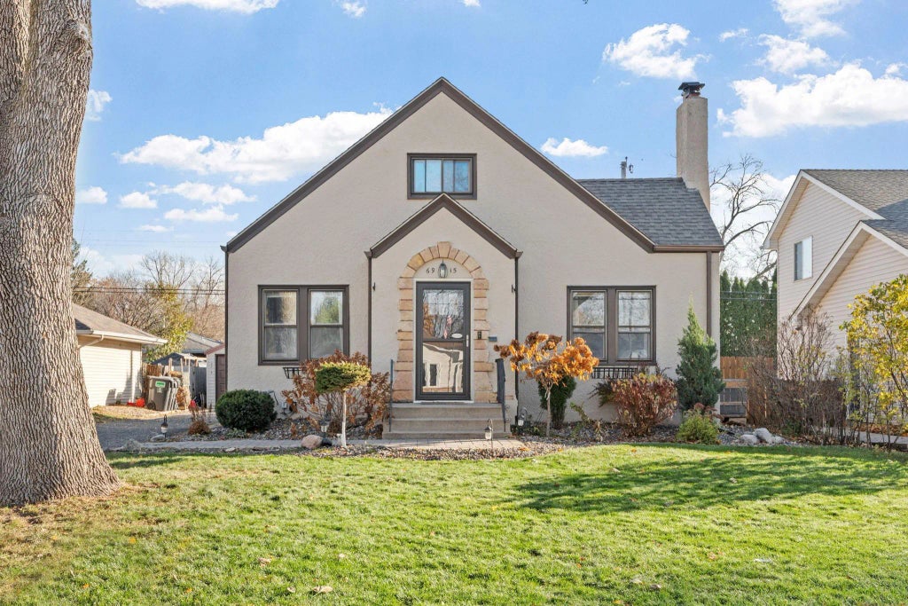 6915 12th Avenue S, Richfield