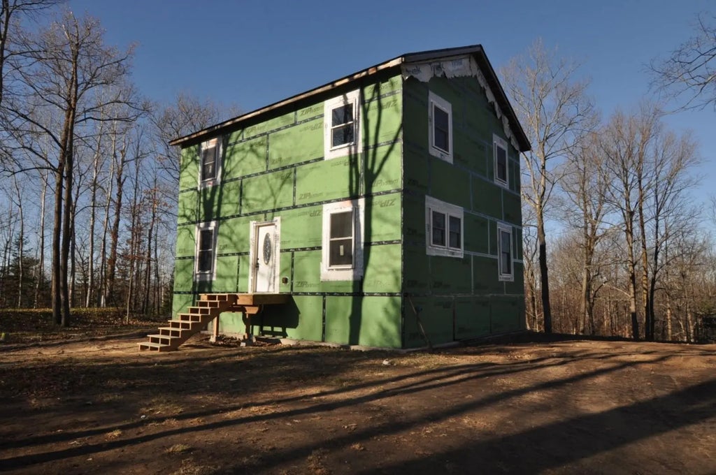 1872 Buckshot Trail Nw, Hackensack