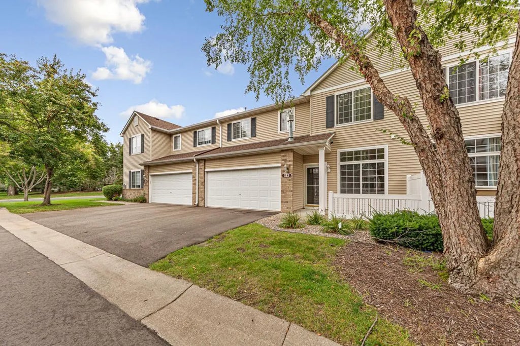 313 Frederick Circle, Hastings