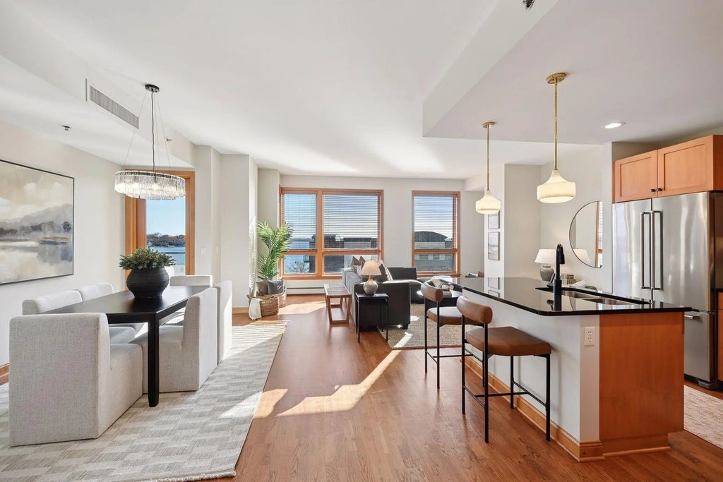 4201 Sunset Drive N406, Spring Park