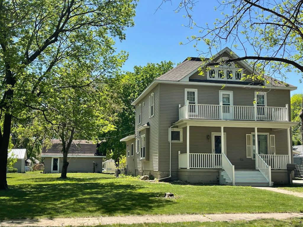 136 North Street, Tracy