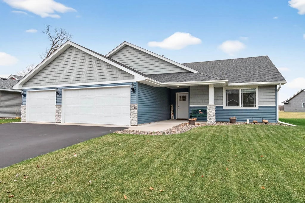 7246 385th Street, North Branch