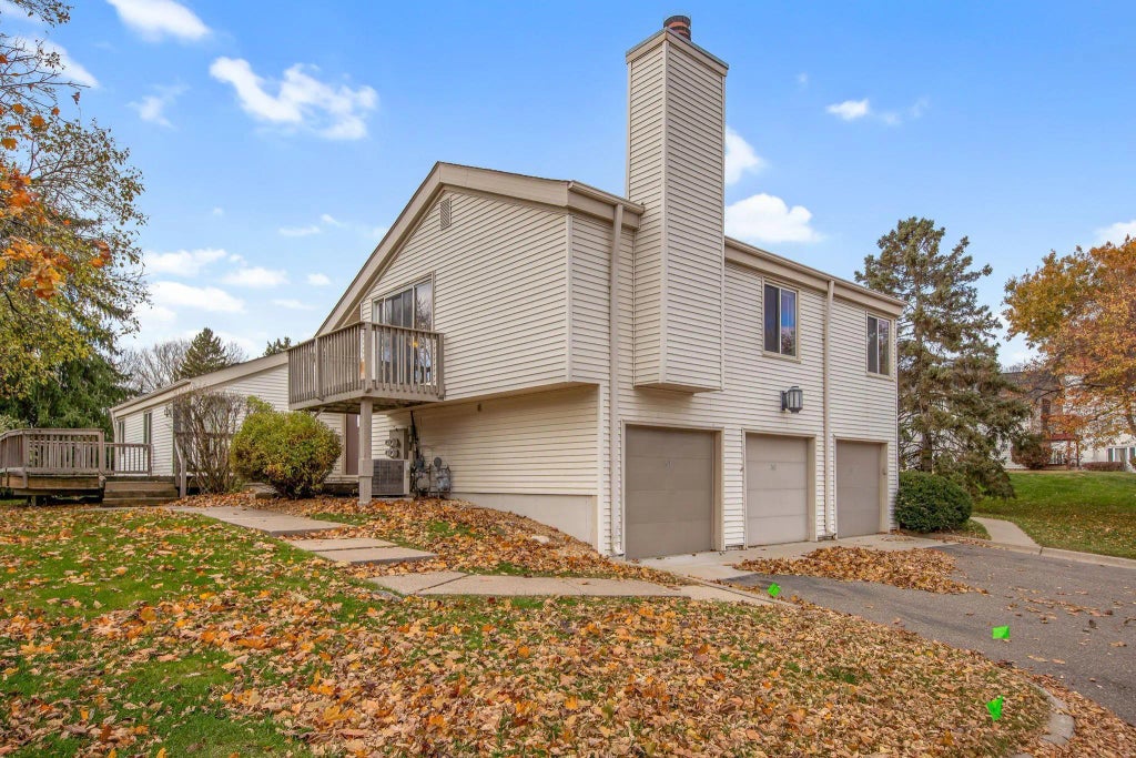 361 Elan Court, Woodbury